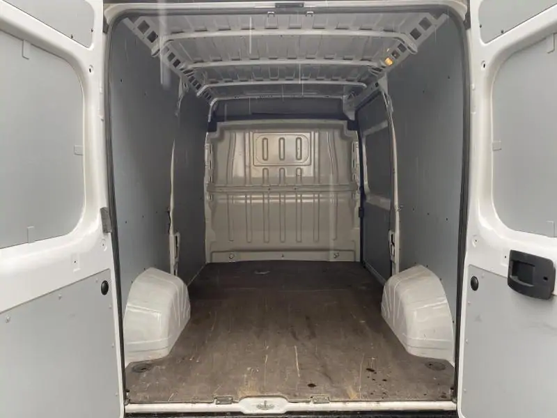 Occasie Peugeot Boxer L2H2 2.2 BlueHDi 140 WHITE 23