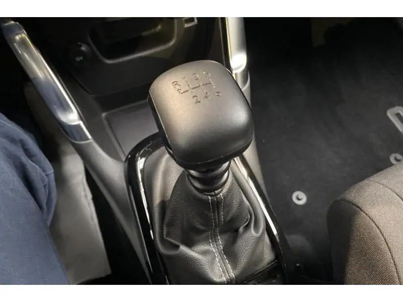 Occasie Citroen C3 Aircross Shine GREY 16