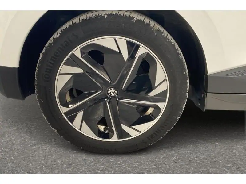 Occasion MG MG4 LUXURY 64 kWh WHITE 24