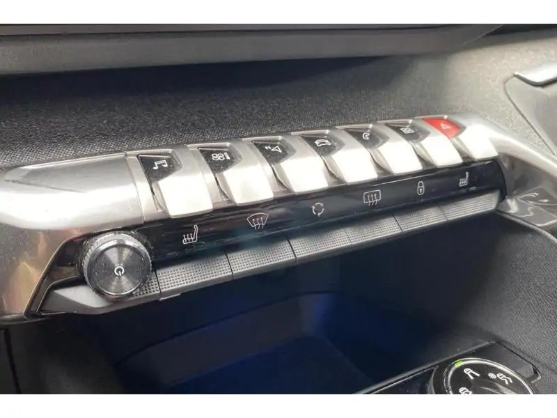 Occasion Peugeot 3008 II Allure WHITE 34