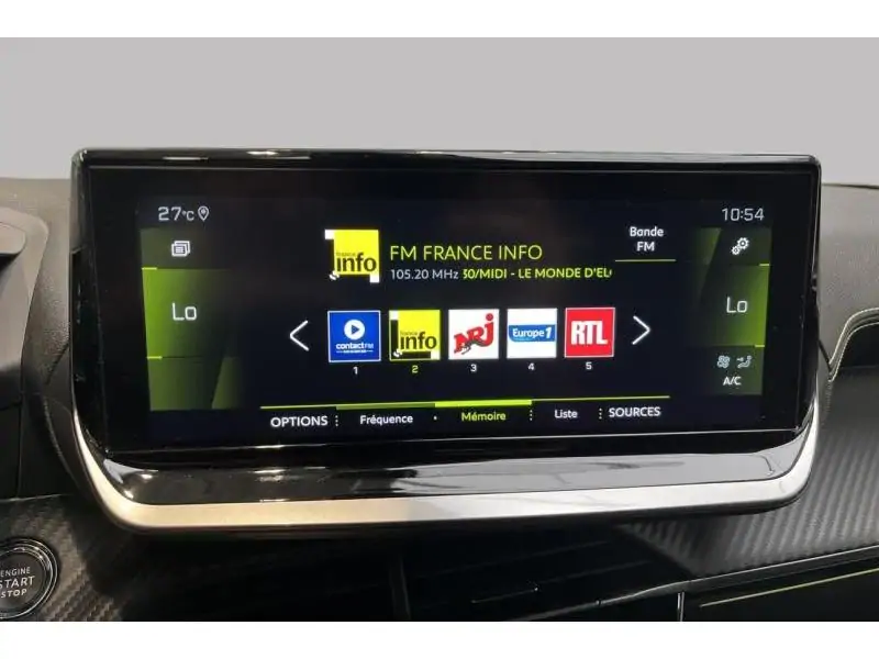 Occasion Peugeot 2008 gt WHITE 26