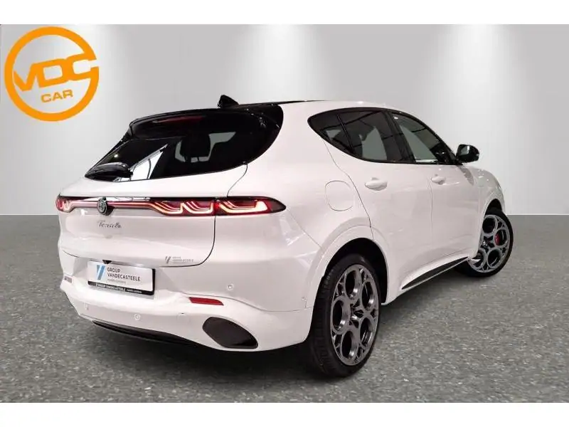 VEHICLE__CONDITION_SERVICE Alfa Romeo Tonale Hybrid 160 Tributo Italiano WHITE 3