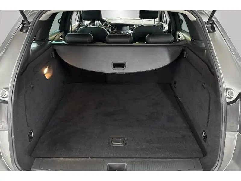 Occasion Opel Astra SPORT TOURER - ELEGANCE GREY 18