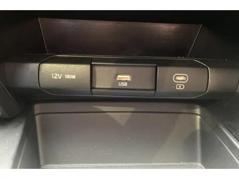 Occasion Kia Ceed Sportswagon Pro 1.5 T-GDI* GPS Caméra de recul BLACK 37