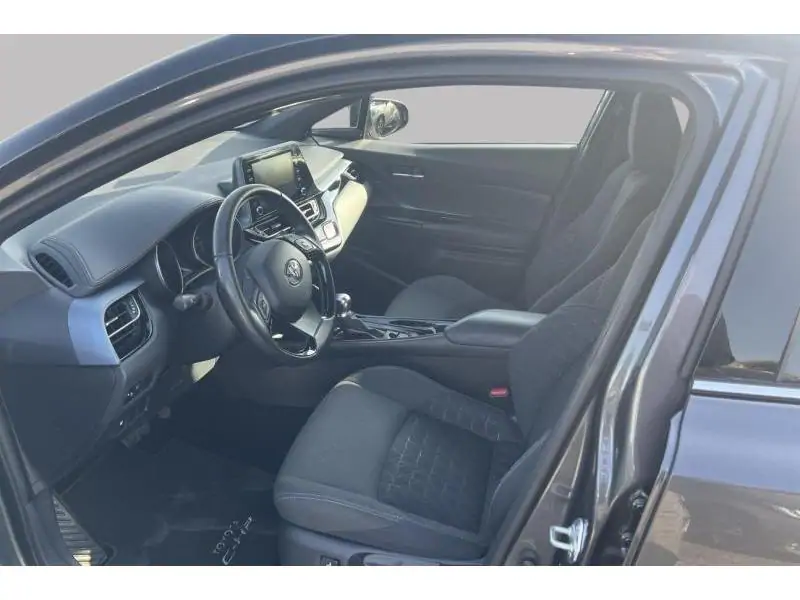 Occasion Toyota C-HR Hybride GREY 10