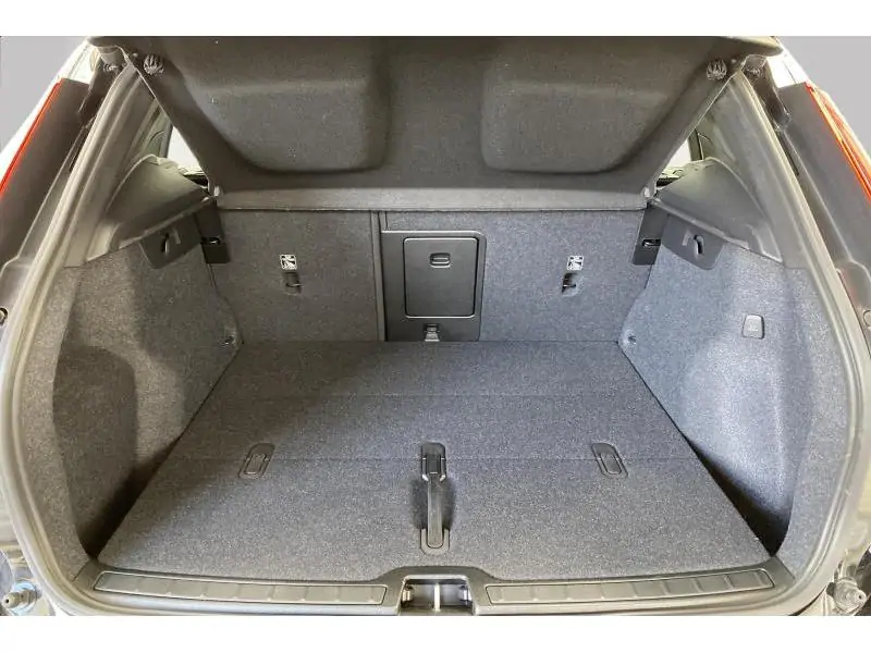Occasion Volvo XC40 PLUS DARK GEARTRONIC BLACK 19