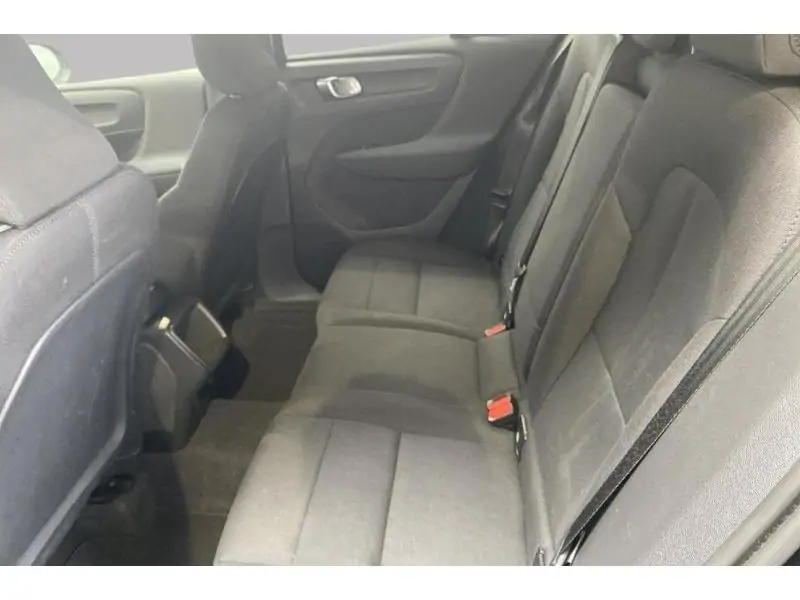 Occasion Volvo XC40 ESSENTIAL BUSINESS - T2 BLACK 18