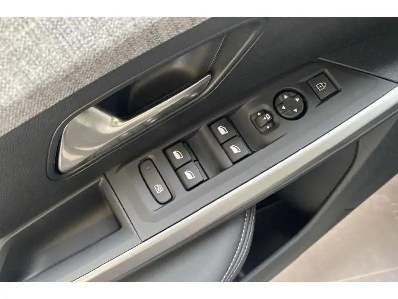 VEHICLE__CONDITION_SERVICE Peugeot 3008 ALLURE FIRST EDITION GREY 17