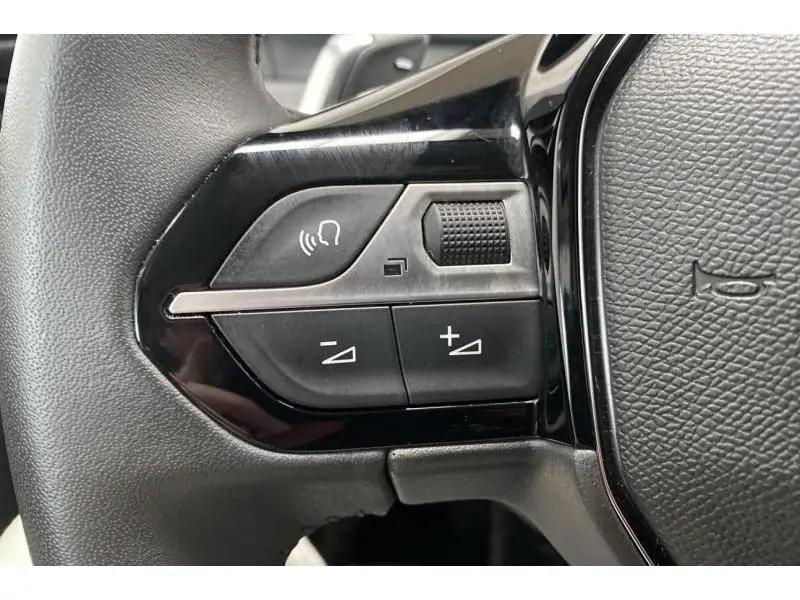 Occasion Peugeot 208 Allure Hybrid GREY 21