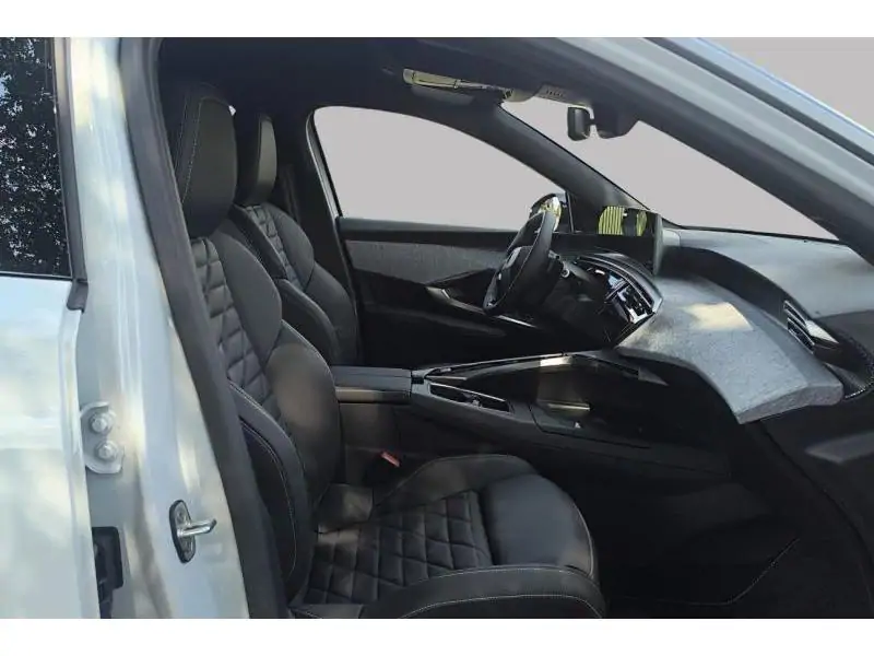 VEHICLE__CONDITION_SERVICE Peugeot 3008 III & e- GT WHITE 8