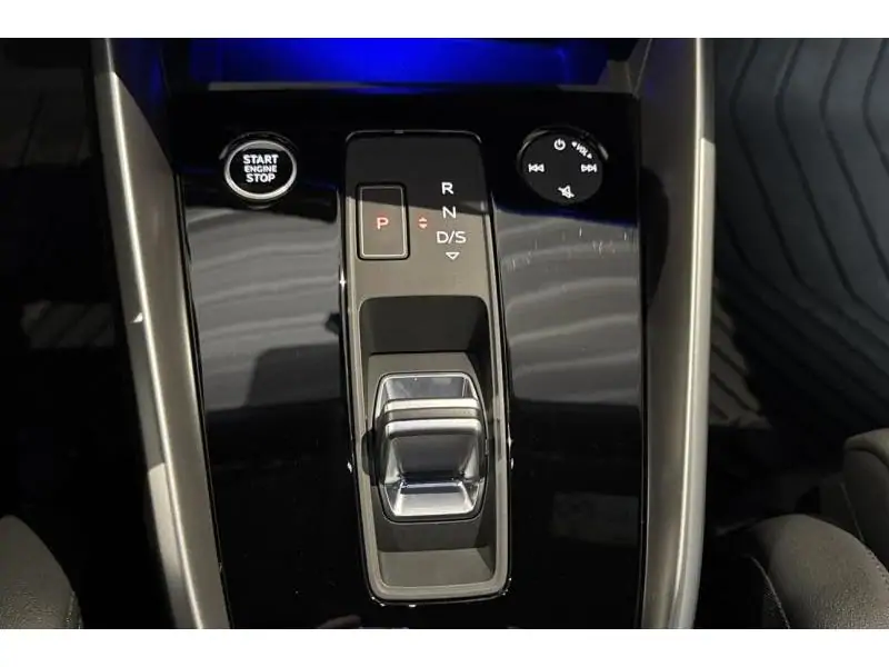 Occasion Audi A3 S-Line - FULL OPTION - MHEV BLACK 16