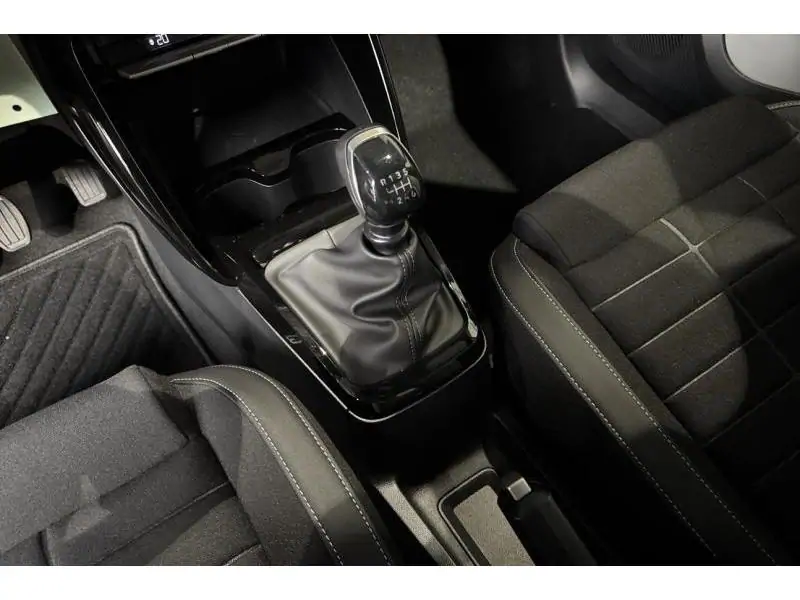 VEHICLE__CONDITION_SERVICE Citroen C3 Turbo 100 ch Manual MAX GREY 16
