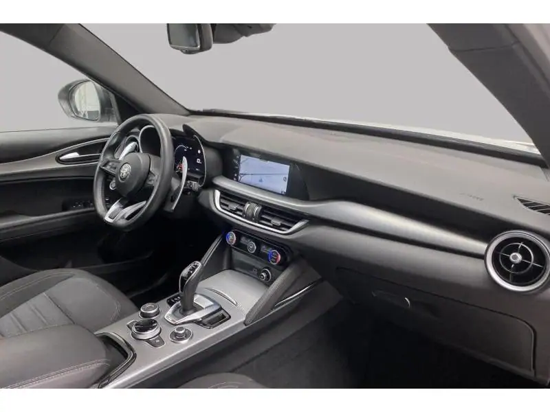 Occasion Alfa Romeo Stelvio Sprint Q4 - 280 PK GREY 2