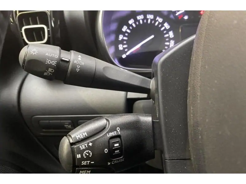 Occasion Citroen C3 Aircross Shine RED 26