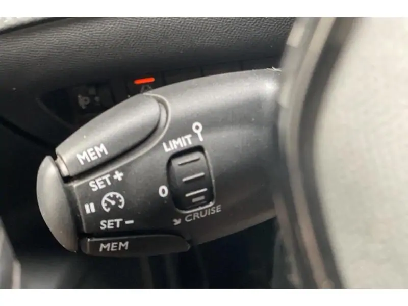 Occasion Peugeot 2008 Allure Pack GREY 28