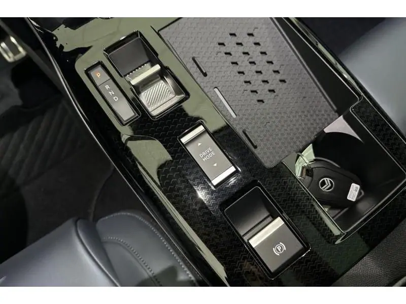 VEHICLE__CONDITION_SERVICE Citroen C5 Aircross Electric 210 ch Comfort Range Au GREEN 16