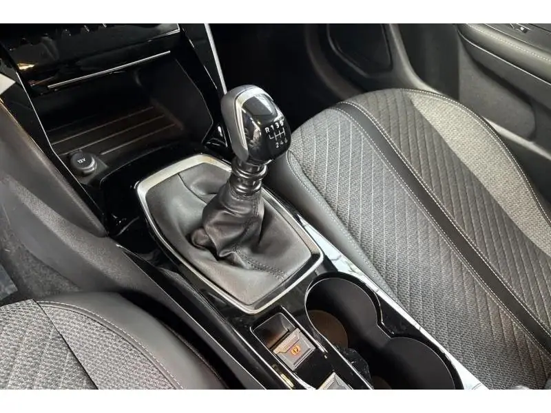 VEHICLE__CONDITION_SERVICE Peugeot 208 ALLURE GREY 16