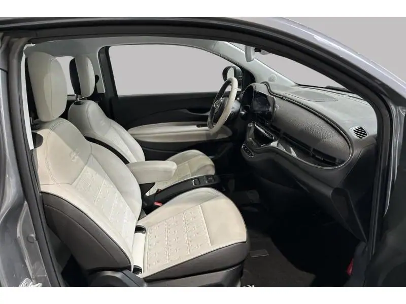 VEHICLE__CONDITION_SERVICE Fiat 500e La Prima Bocelli 3+1 GREY 8