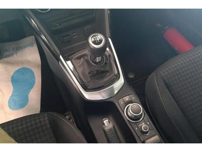 Occasion Mazda 2 Skyactiv RED 16