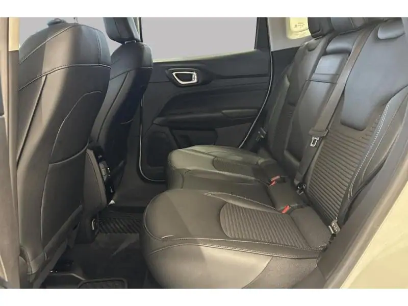 VEHICLE__CONDITION_SERVICE Jeep Compass Night Eagle My23 1.3 T4 PHEV 1 WHITE 18