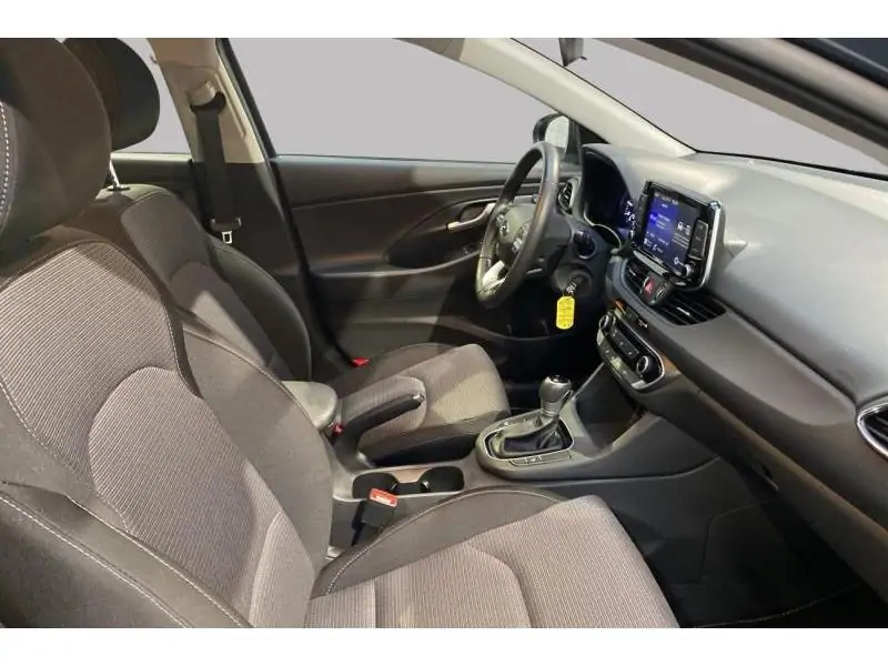 Occasion Hyundai i30 MODERN - AUTOMAAT GREEN 8