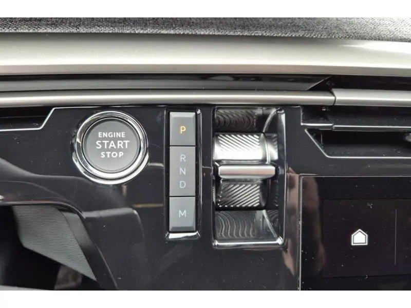 VEHICLE__CONDITION_SERVICE Peugeot 5008 ALLURE GREY 26