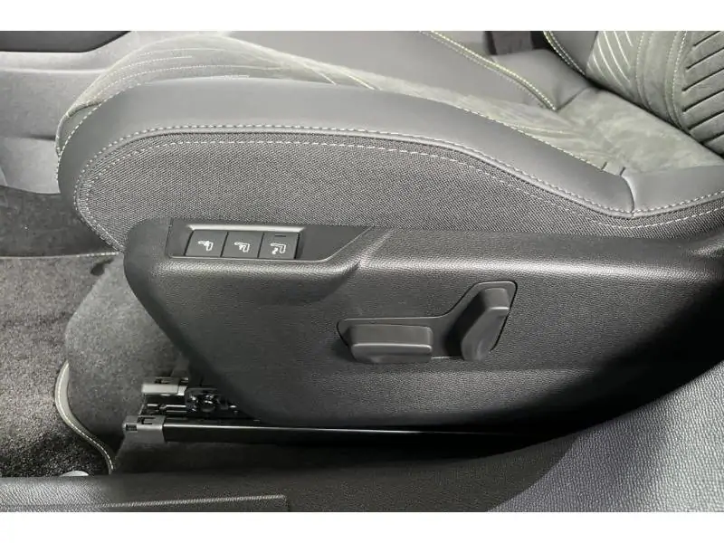 Démo Peugeot 2008 GT GREY 21
