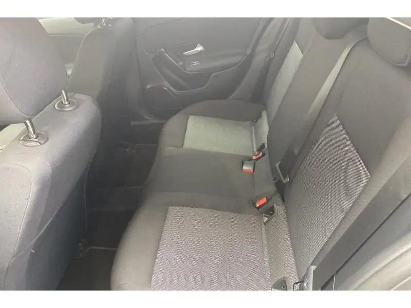 Occasion Mercedes-Benz A 180 D BUSINESS SOLUTION GREY 18