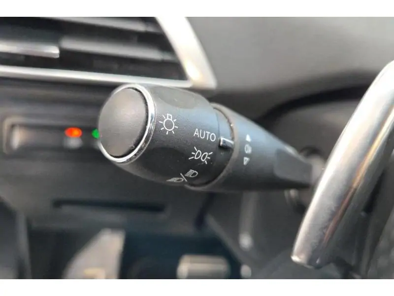 Occasion Peugeot 3008 gt WHITE 19