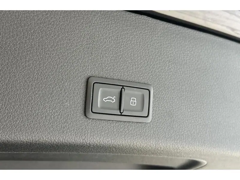 Occasion Audi e-tron 55 QUATTRO S-Line - Pano - Tre BLACK 26