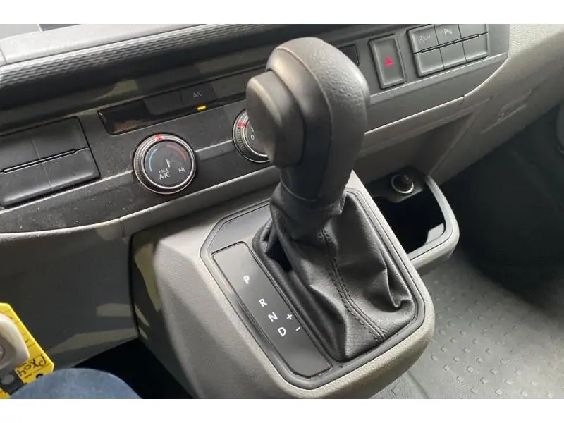 Occasion Volkswagen Transporter T6 Fourgon GREY 16