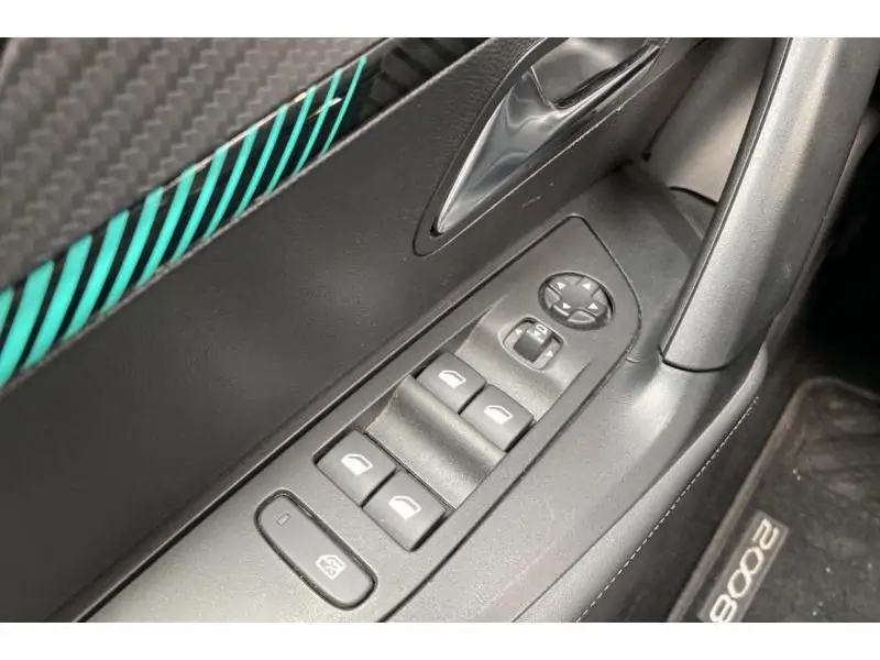 Occasie Peugeot 2008 Allure GREY 17