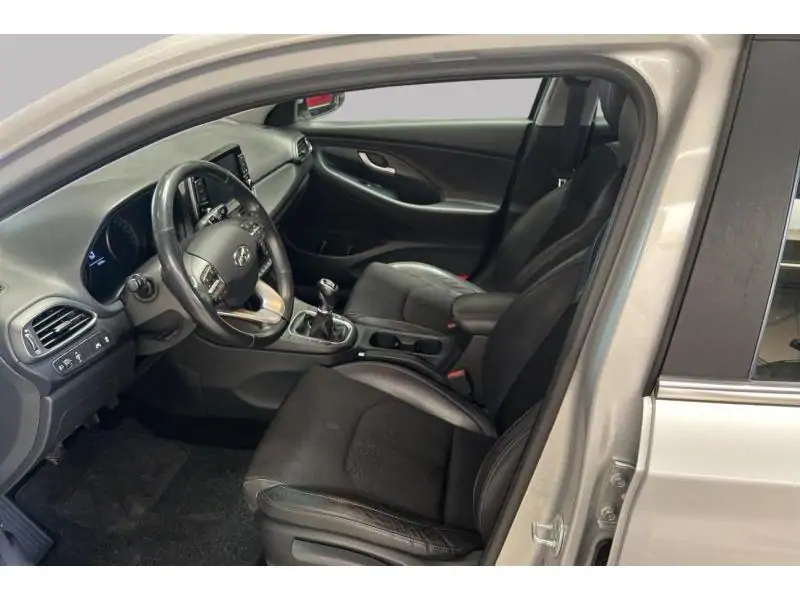 Occasion Hyundai i30 Feel SILVER 10