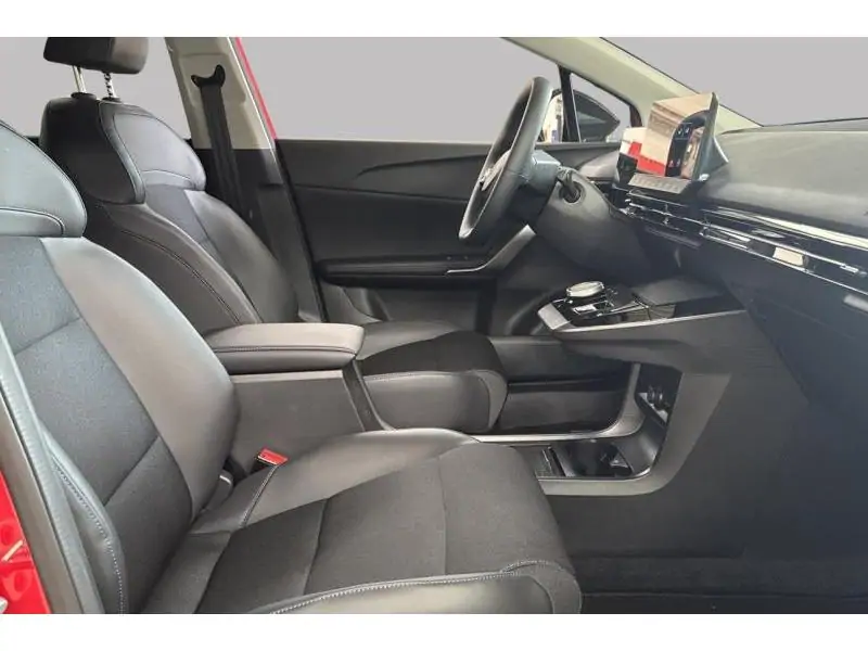 VEHICLE__CONDITION_SERVICE MG MG4 LUXURY TROPHY EXTENDED RANGE 77kW 520 KM RED 8