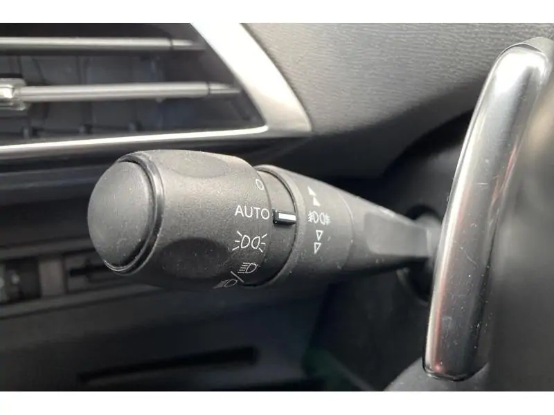 Occasion Peugeot 3008 Active BLACK 23