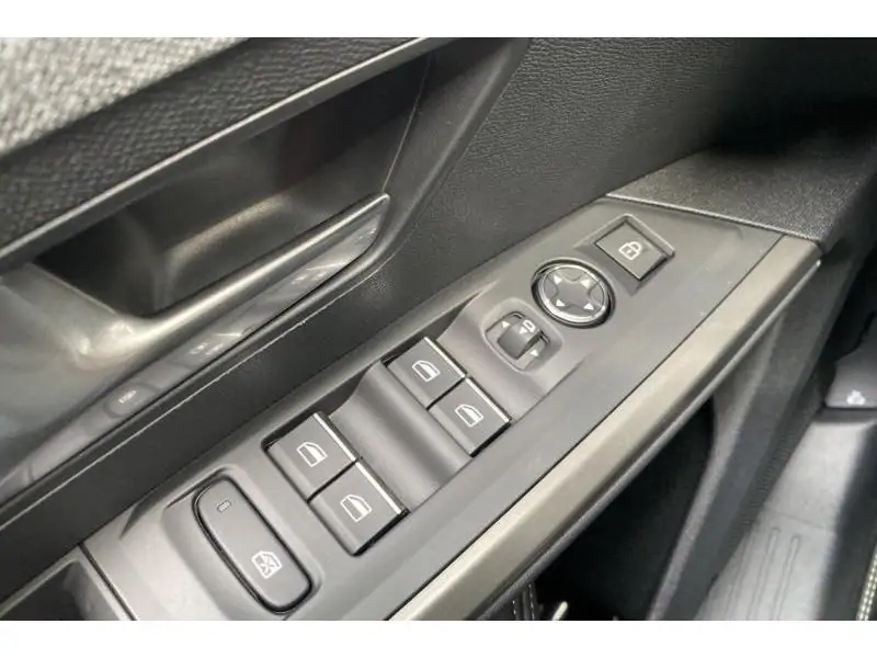 Occasion Peugeot 5008 GT*7 pl. GPS Caméra de recul GREY 17