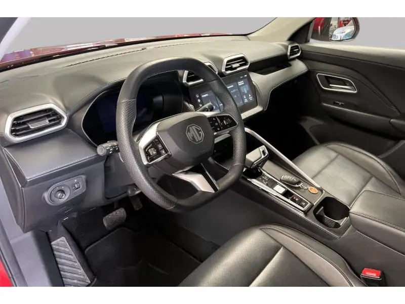 VEHICLE__CONDITION_SERVICE MG ZS HEV LUXURY RED 9