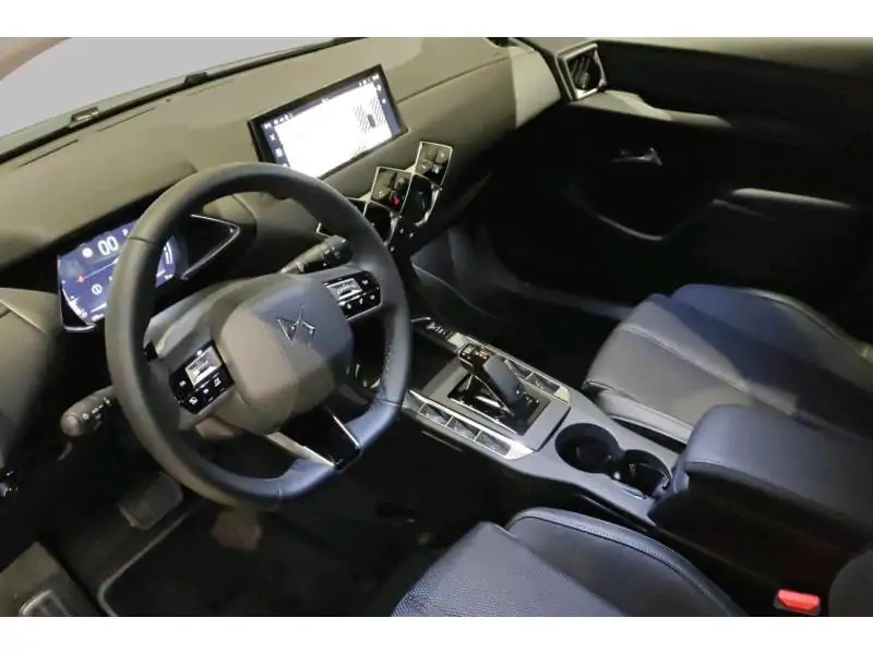 VEHICLE__CONDITION_SERVICE DS Automobiles DS 3 PALLAS WHITE 9