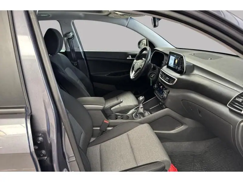 Occasion Hyundai Tucson SUV MANUAL GREY 8