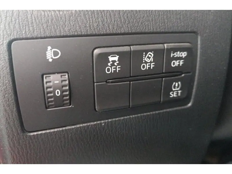 Occasion Mazda 2 Skyactiv RED 21