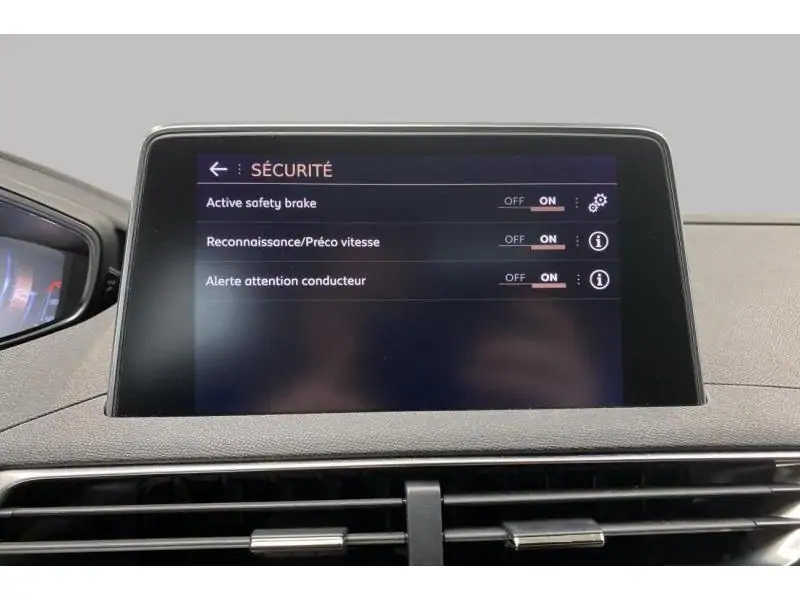 Occasion Peugeot 3008 II GT Line WHITE 32