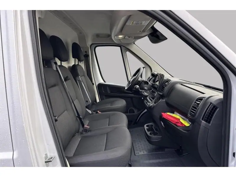 VEHICLE__CONDITION_SERVICE Peugeot Boxer 335 2.2 BlueHDi 140 SandS Man.6 WHITE 8