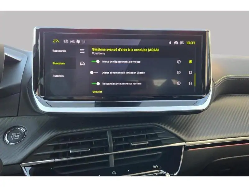 VEHICLE__CONDITION_SERVICE Peugeot 2008 GT WHITE 35