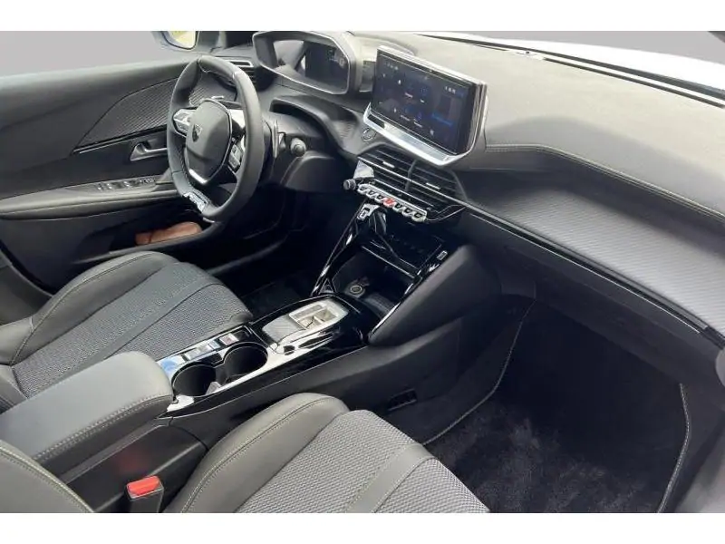 VEHICLE__CONDITION_SERVICE Peugeot 208 GT WHITE 2
