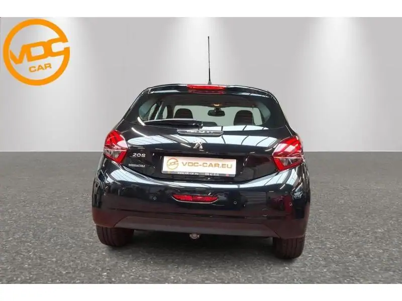 Occasion Peugeot 208 Allure Gps camera 110pk trekhaak BLACK 7