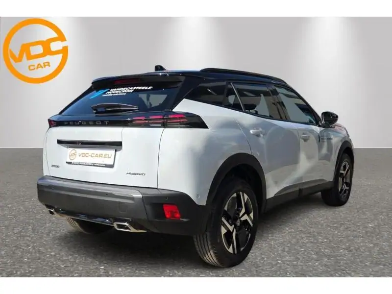 VEHICLE__CONDITION_SERVICE Peugeot 2008 GT WHITE 3