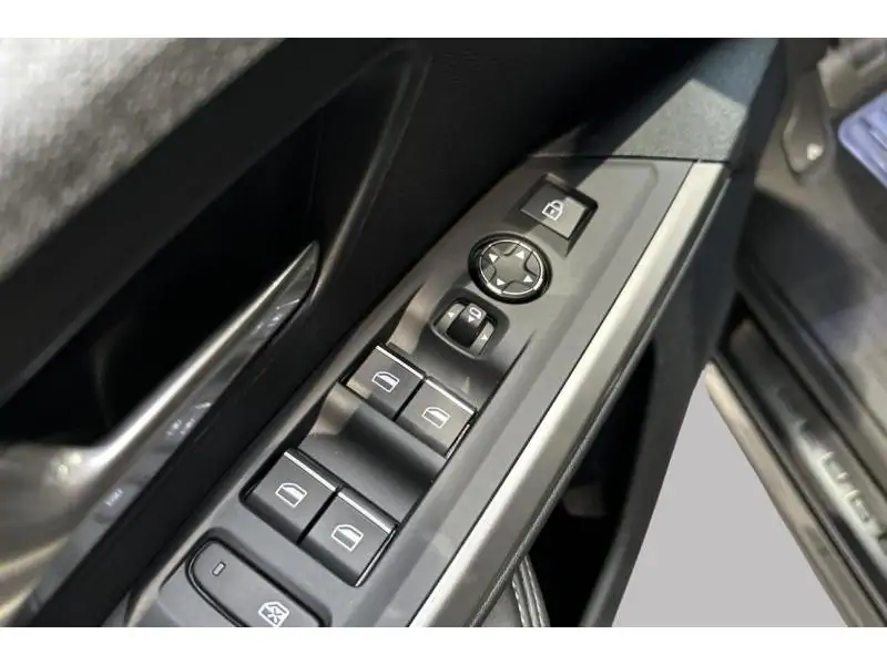 VEHICLE__CONDITION_SERVICE Peugeot 5008 GT Hybrid 145 e-DCS6 7pl GREY 17