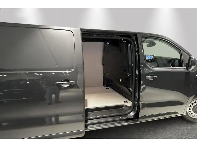 VEHICLE__CONDITION_SERVICE Peugeot Expert LONG L3 2.0 BlueHDi 145 MAN.6 GREY 18