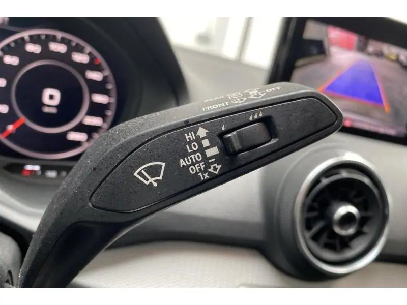 Occasion Audi Q2 Advanced * Caméra de recul GPS WHITE 29