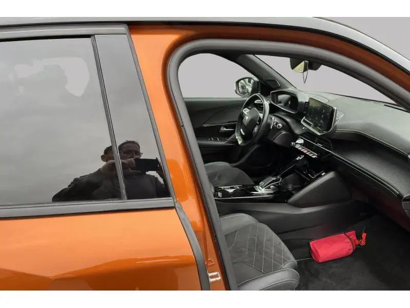 Occasion Peugeot 2008 GT ORANGE 8